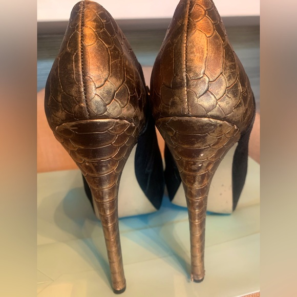 Women’s high heel platform shoes - Picture 3 of 5